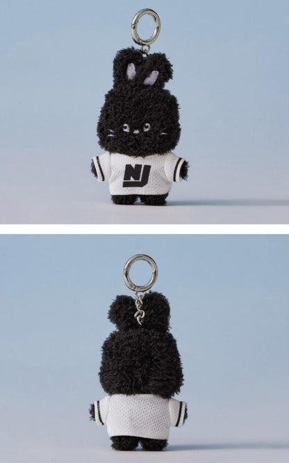 [PREORDER] NEWJEANS - BUNNIE MINI COSTUME KEYRING