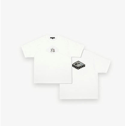 [PREORDER] NEWJEANS - CHARM SET AND T-SHIRT