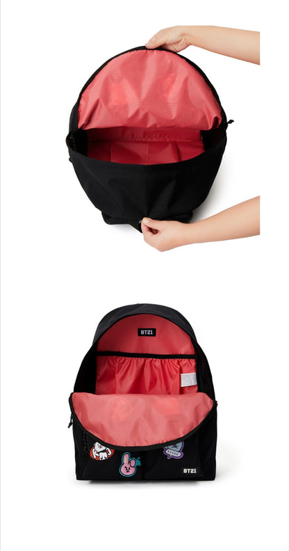 [PREORDER] BT21 - HEART WAPPEN TWO POCKET BLACK BACKPACK